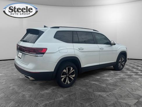 New 2026 Volkswagen Atlas SE FWD image 5