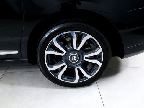 Used 2022 Rolls-Royce Cullinan image 39