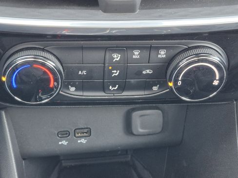 Used 2024 Buick Encore GX Sport Touring w/ Experience Buick Package image 30