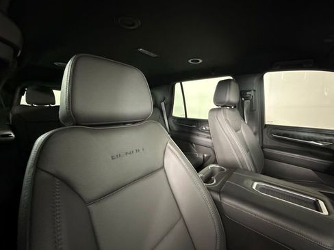 Used 2023 GMC Yukon Denali AWD/4WD image 33