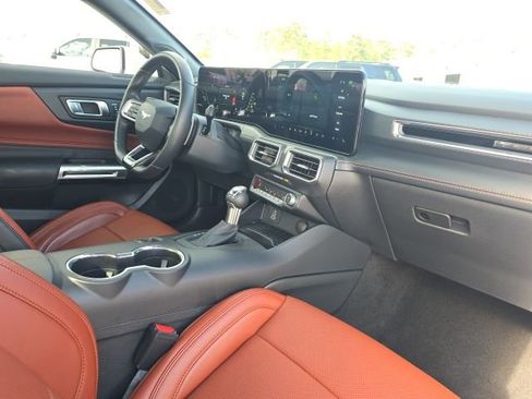 Used 2024 Ford Mustang GT Premium image 14