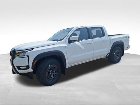 New 2026 Nissan Frontier Pro-X w/ Pro-X Convenience Package RWD image 3
