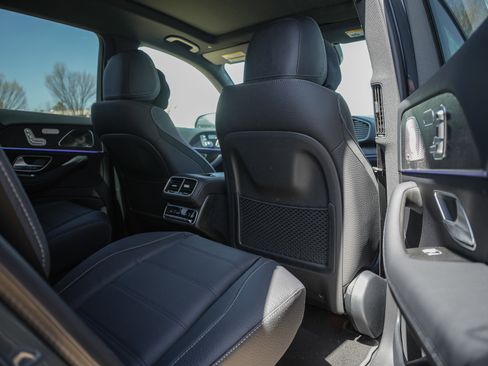 New 2026 Mercedes-Benz GLS 450 4MATIC image 30