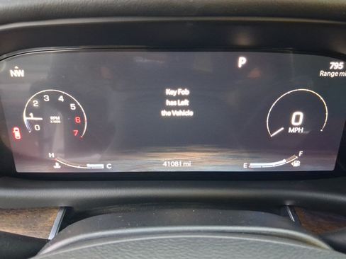Used 2022 Jeep Grand Wagoneer Series I AWD/4WD image 16