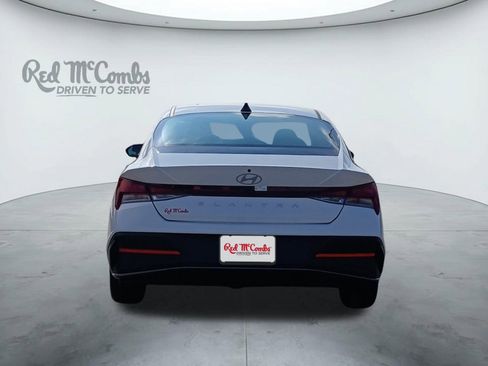 Certified 2024 Hyundai Elantra SEL image 4