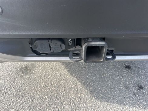 Used 2025 Ford Explorer Platinum image 34