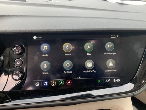 Used 2023 Buick Envision Avenir image 22