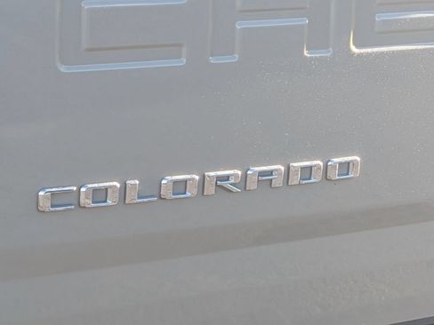 Used 2021 Chevrolet Colorado ZR2 AWD/4WD image 8