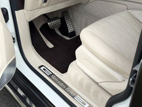 Used 2020 Mercedes-Benz G 550 image 16