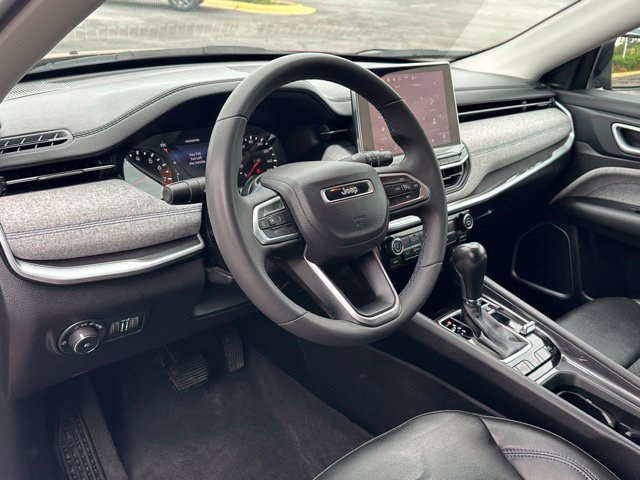 Used 2022 Jeep Compass Latitude AWD/4WD image 33