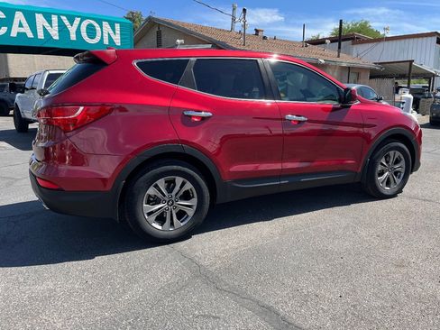 Used 2015 Hyundai Santa Fe Sport image 4