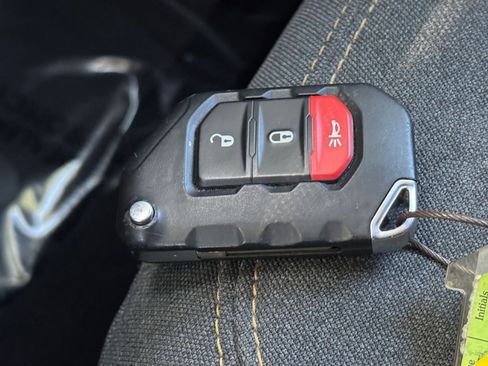 Used 2025 Jeep Wrangler Unlimited Sport AWD/4WD image 21