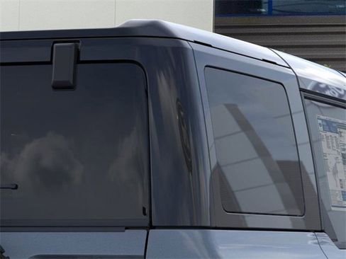 New 2025 Ford Bronco Outer Banks image 25
