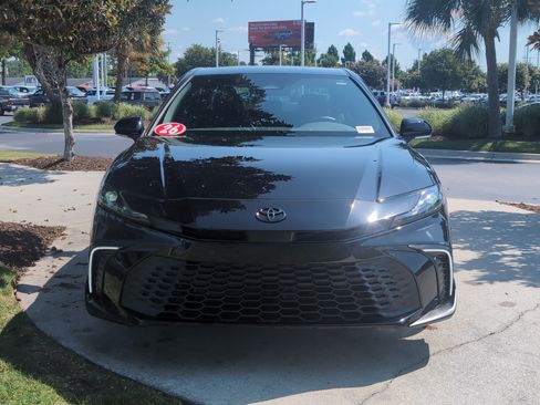 Certified 2026 Toyota Camry SE w/ Convenience Package FWD image 3