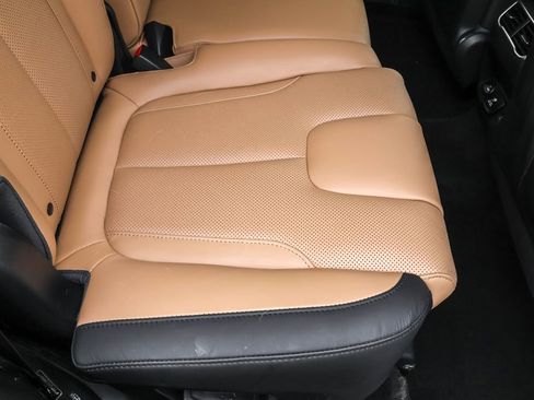 Used 2023 Hyundai Santa Fe Calligraphy image 35