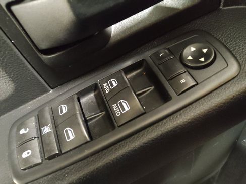 Used 2016 RAM 1500 Express w/ Black Ram 1500 Express Group AWD/4WD image 27