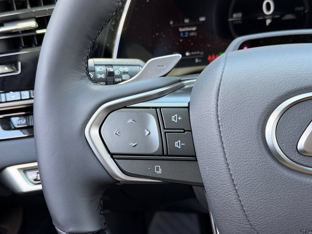 New 2026 Lexus RX 450h AWD w/ Convenience Package image 16