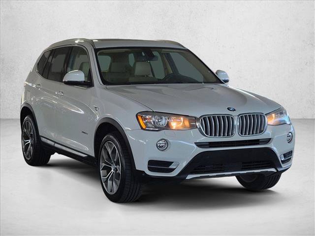 Used 2017 BMW X3 xDrive28i AWD/4WD image 3