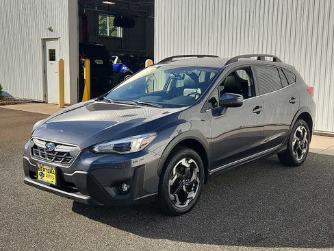 Used 2022 Subaru Crosstrek 2.5i Limited w/ Moonroof Package 2 image 3