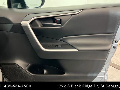 Used 2024 Toyota RAV4 LE image 23