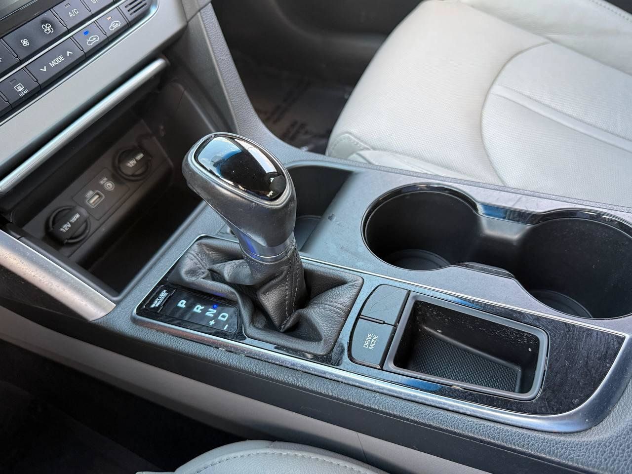 Used 2015 Hyundai Sonata Limited FWD image 50