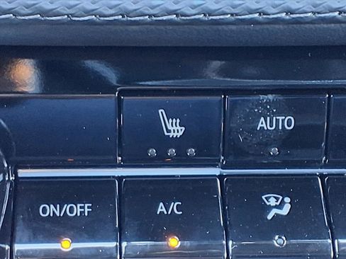 New 2026 Chevrolet Equinox LT image 15