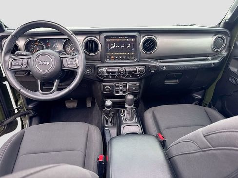 Used 2021 Jeep Wrangler Unlimited Sport AWD/4WD image 25