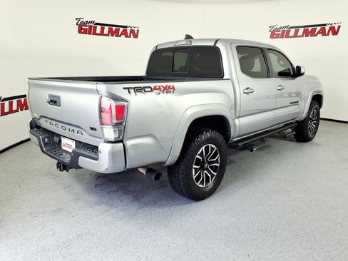 Used 2021 Toyota Tacoma TRD Sport w/ Technology Package AWD/4WD image 4