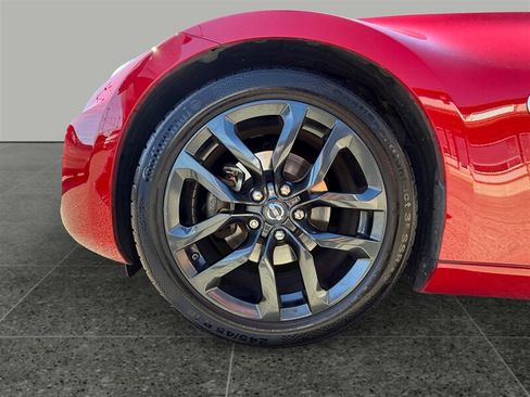 Used 2016 Nissan 370Z Touring RWD image 15