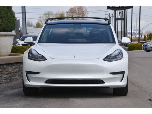Used 2020 Tesla Model 3 Standard Range Plus RWD image 9