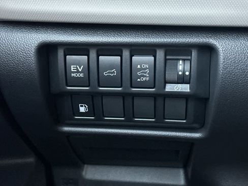 New 2025 Subaru Forester Premium image 30