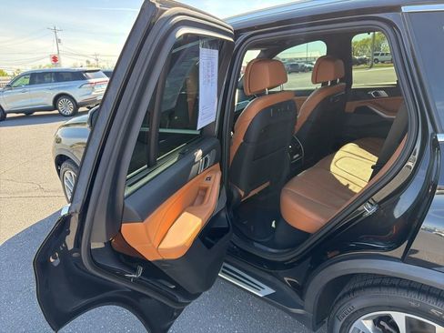 Used 2019 BMW X5 xDrive40i AWD/4WD image 18
