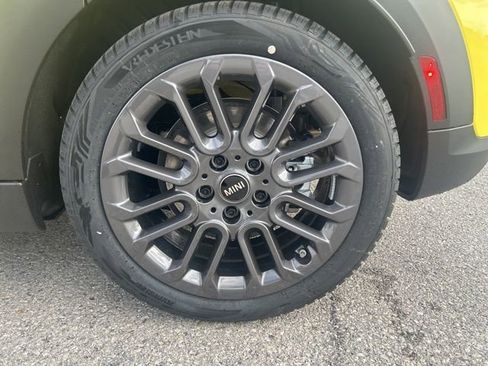 New 2026 MINI Cooper S image 11