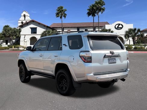 Used 2024 Toyota 4Runner TRD Off-Road Premium w/ Moonroof Package AWD/4WD image 4