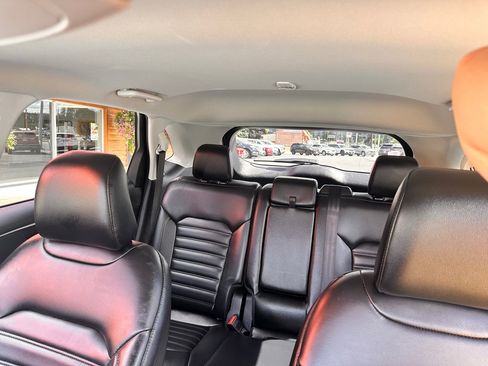 Used 2024 Ford Edge SEL AWD/4WD image 41