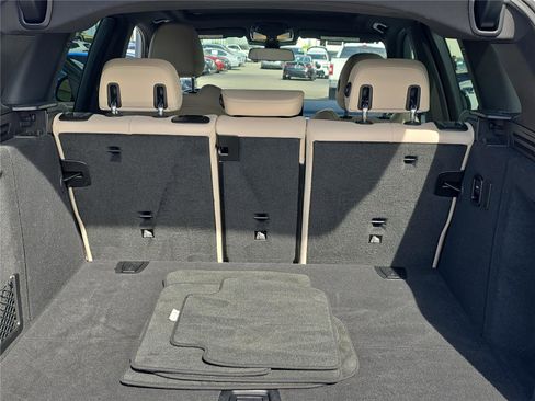 Used 2023 BMW X3 M40i image 8