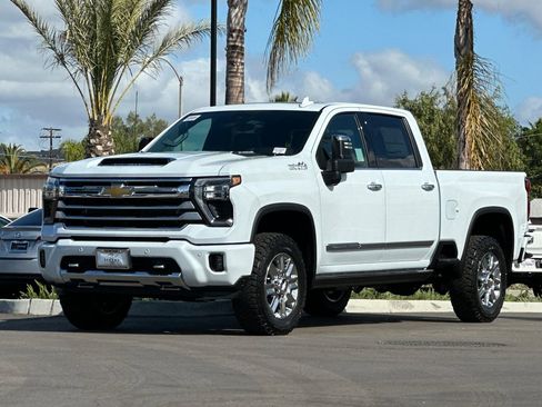 New 2026 Chevrolet Silverado 2500 High Country w/ High Country Premium Package AWD/4WD image 8