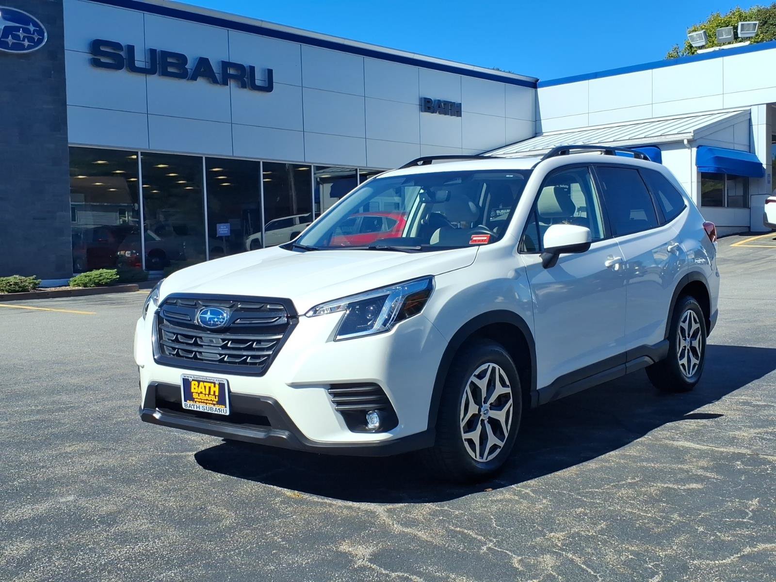 Certified 2024 Subaru Forester Premium w/ POP Package 1 AWD/4WD image 1