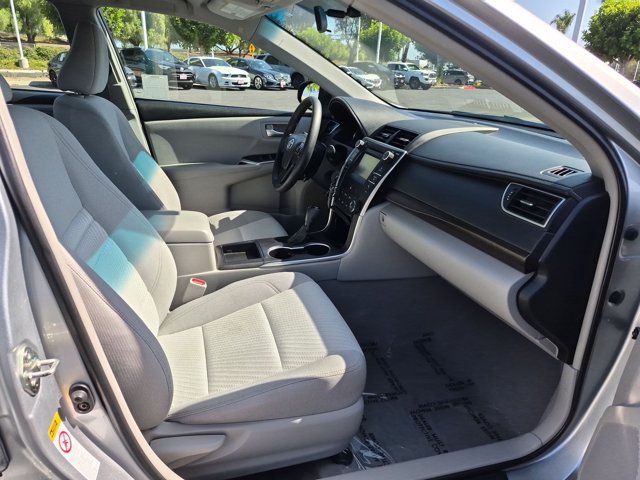 Used 2016 Toyota Camry LE FWD image 19