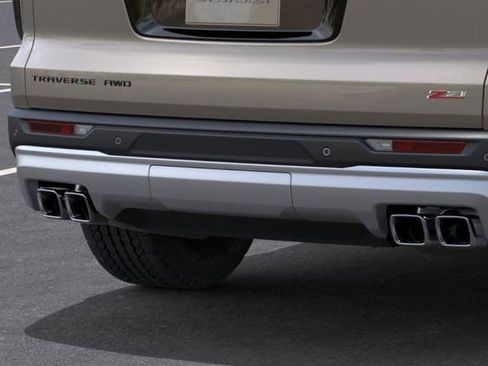 New 2026 Chevrolet Traverse Z71 w/ Enhanced Driving Package image 14