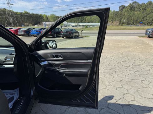 Used 2019 Ford Explorer Sport w/ Equipment Group 401A image 19