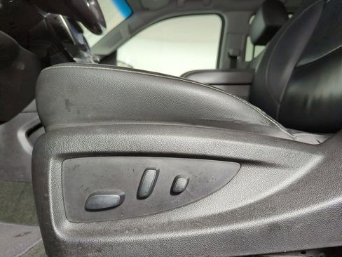 Used 2018 Chevrolet Tahoe LT w/ RST Edition image 25