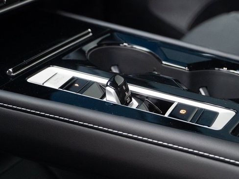 New 2026 Volkswagen Atlas SEL image 12