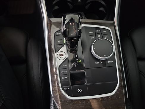 Used 2021 BMW 330i Sedan w/ Driving Assistance Package RWD image 27
