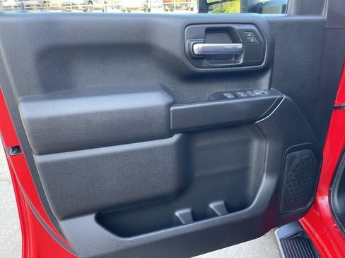 Used 2025 Chevrolet Silverado 2500 Custom w/ Custom Value Package AWD/4WD image 10