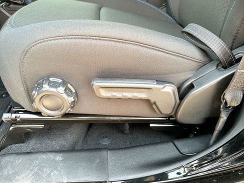 New 2023 Jeep Wrangler Rubicon w/ Cold Weather Group image 12