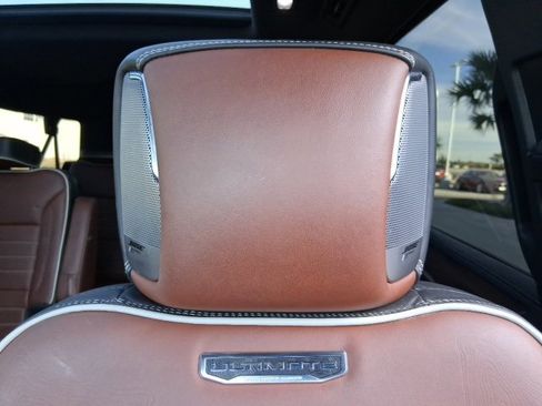 Used 2023 GMC Yukon XL Denali Ultimate image 20