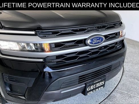 Used 2024 Ford Expedition XLT AWD/4WD image 38