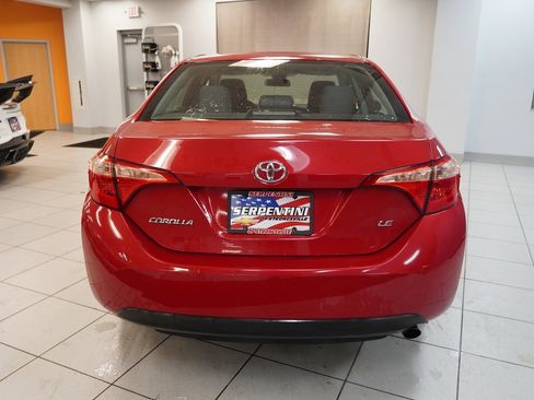 Used 2017 Toyota Corolla LE image 8