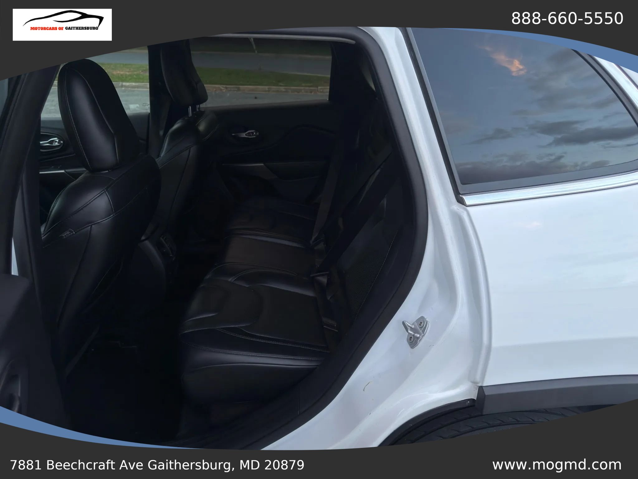 Used 2019 Jeep Cherokee Limited FWD image 21